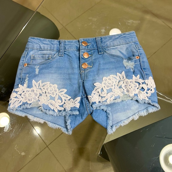 Imperial Star lace Denim Shorts and Eyeshadow girls top outfit size 8 - Picture 2 of 11